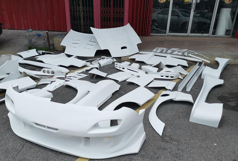 RX-7 Re Am-Style Widebodykit