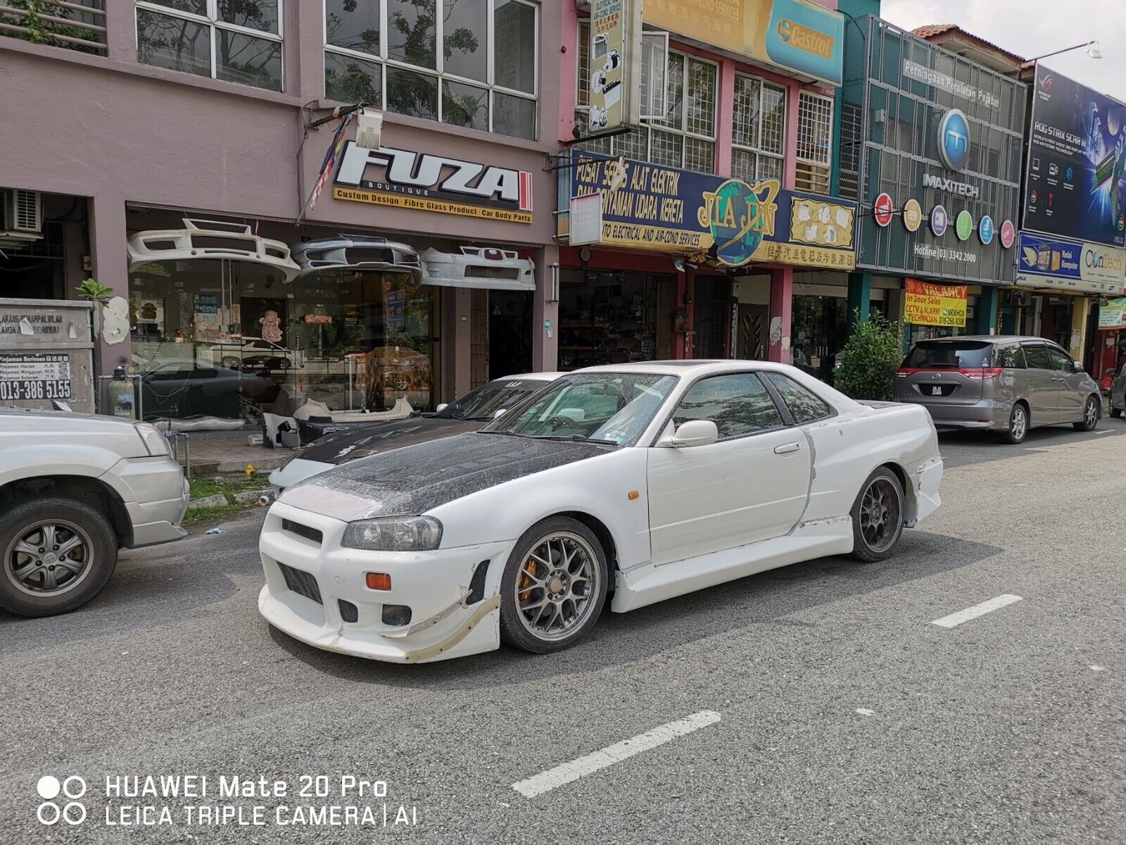Skyline R34 C-west-Style Bodykit