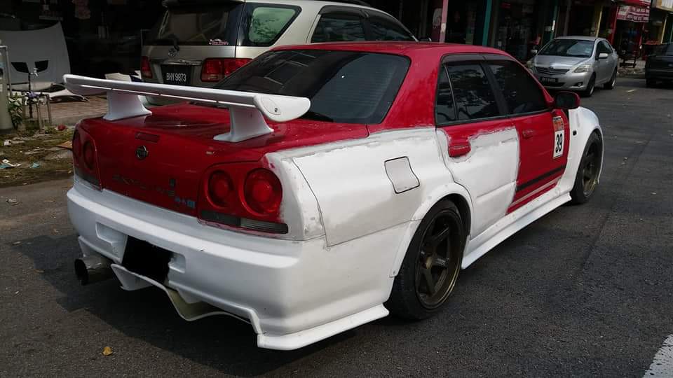 Skyline R34 GTT 4 Door GTR-Style
