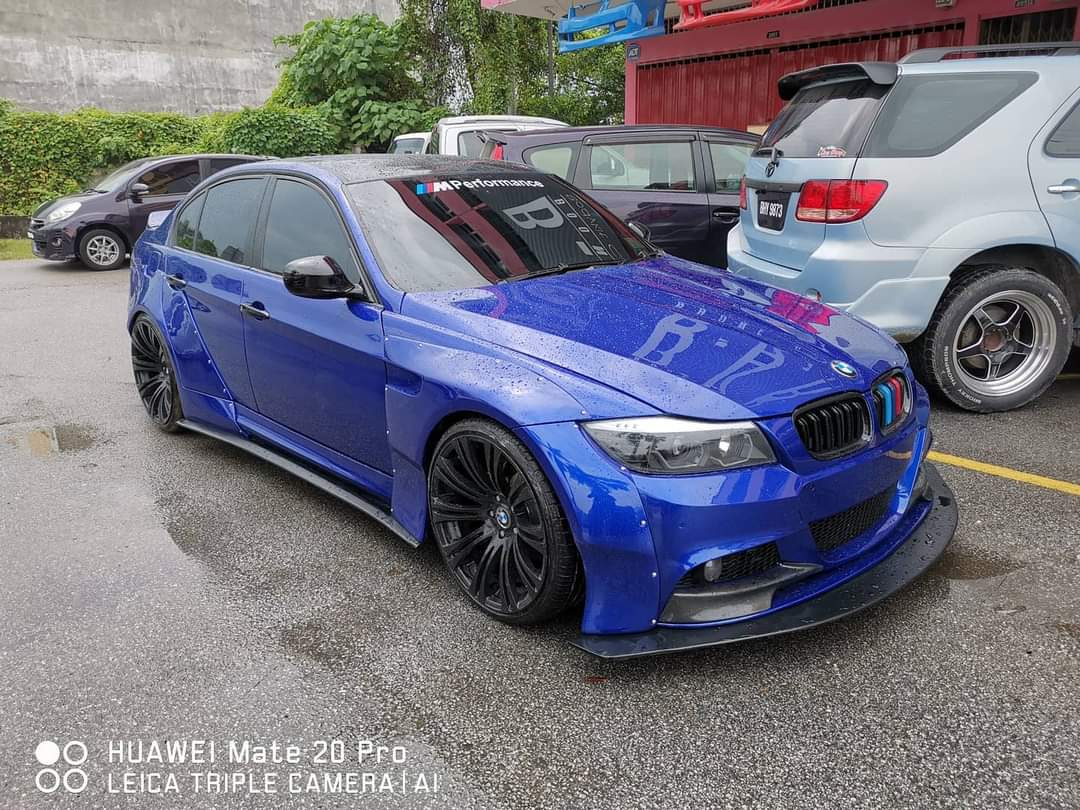 BMW E90 M3-Style Widebody
