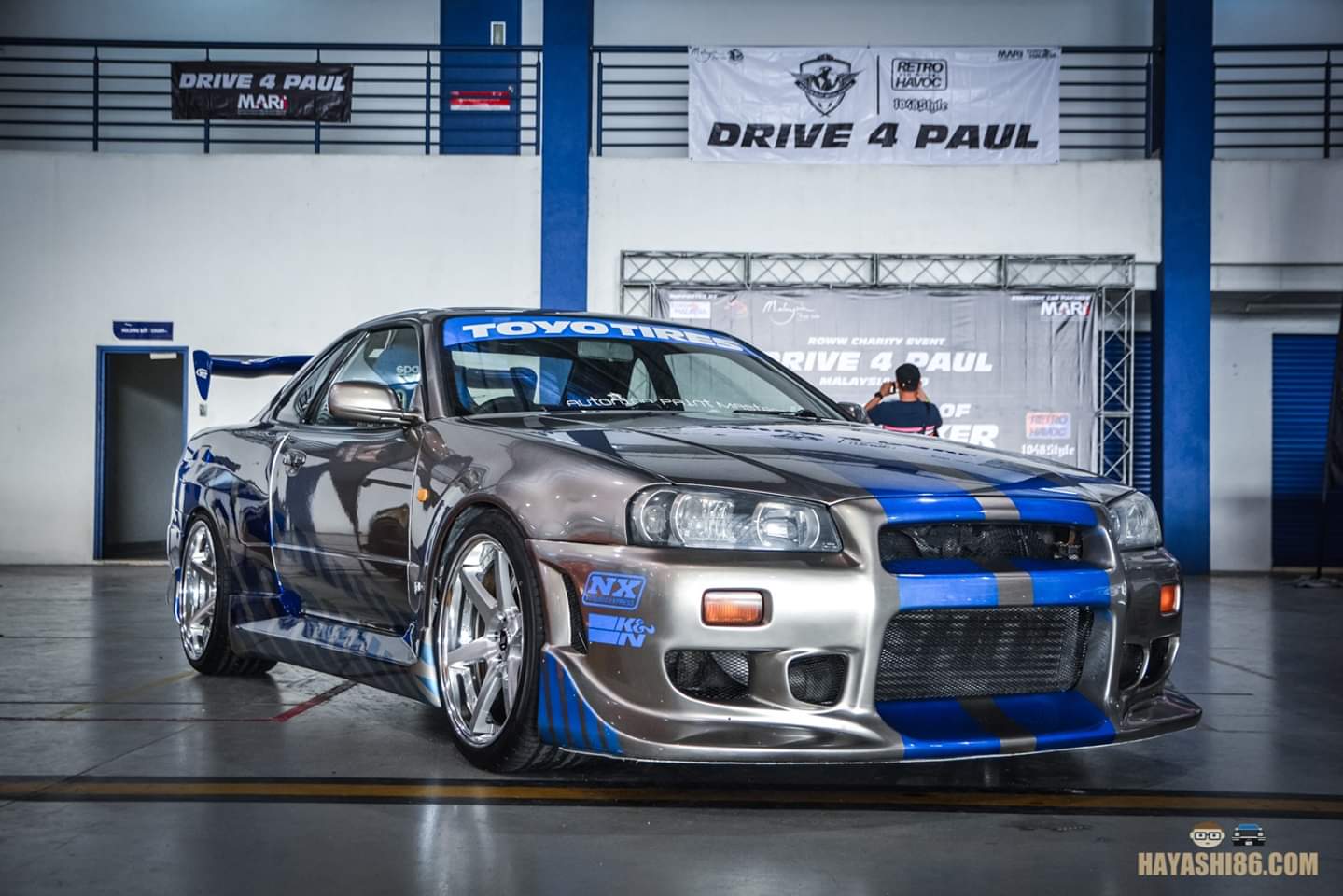 Skyline R34 C-west-Style Bodykit
