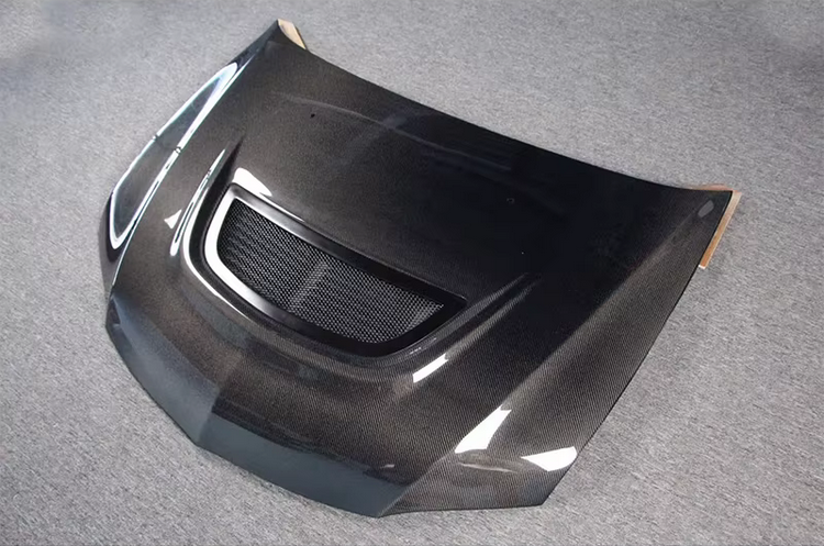 Evo 7-9 OEM-Style Kolfiberhuv