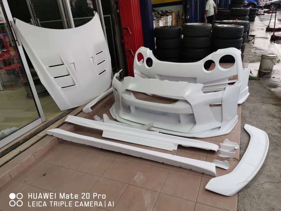 R35 GTR TS-Style Komplett Bodykit