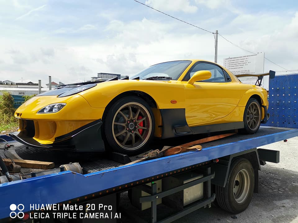RX-7 Re Am-Style Widebodykit