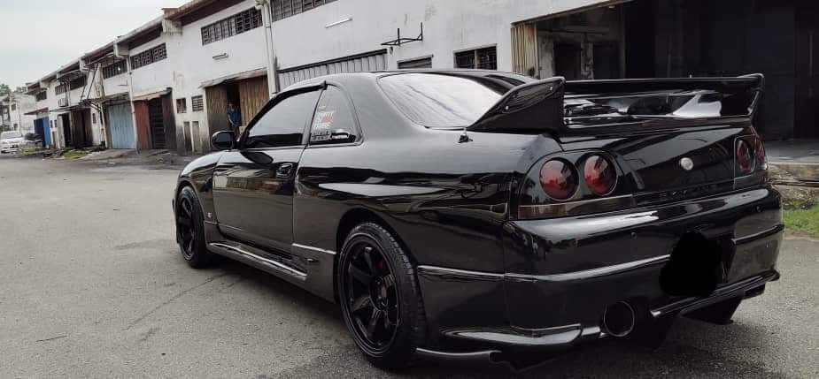 R33 400R-Style Bodykit