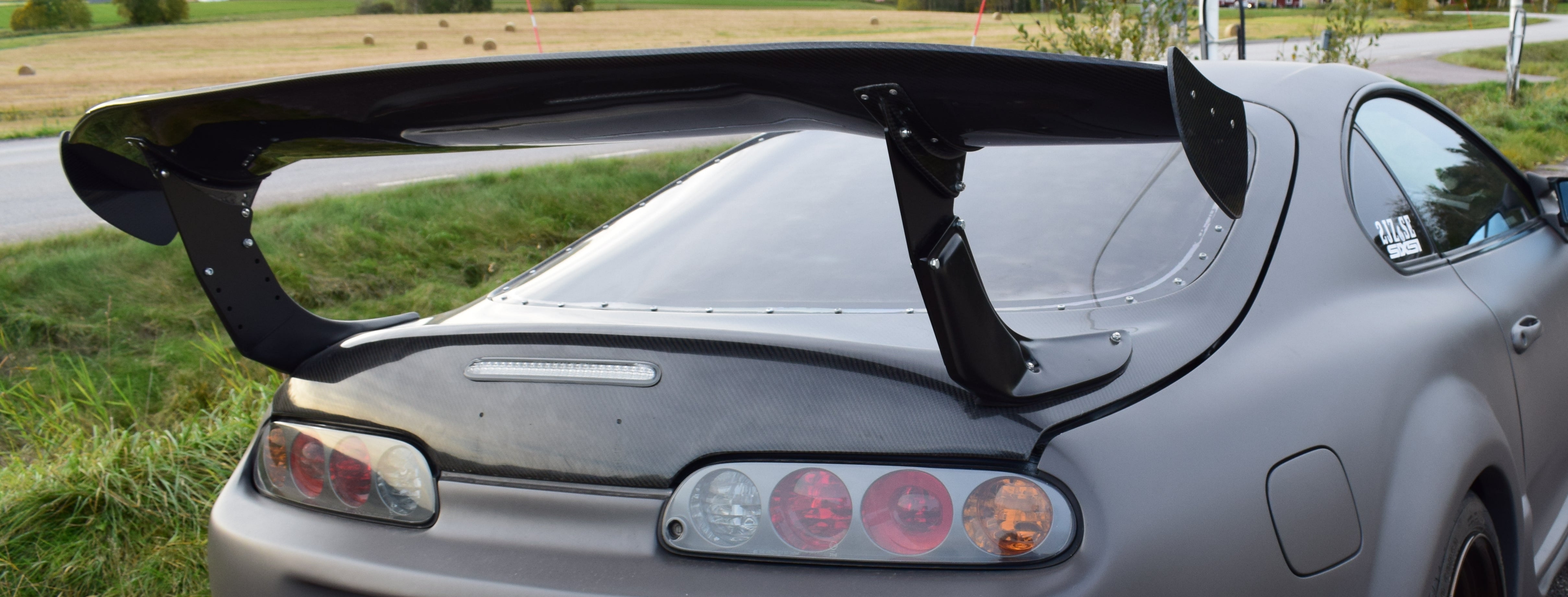 Supra Mkiv Kolfiber baklucka