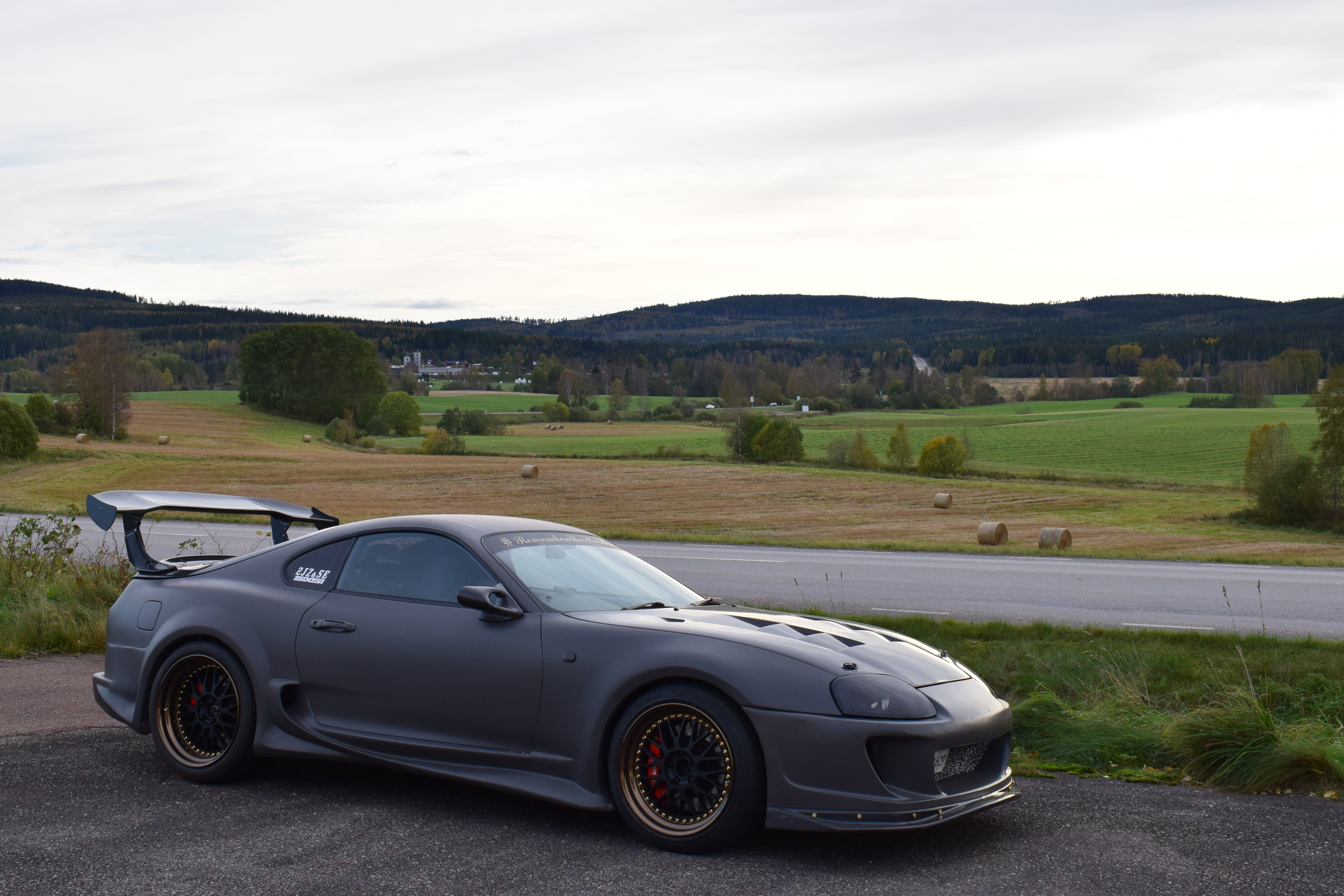 Supra Mk4 Veilside-Style Sidokjolar