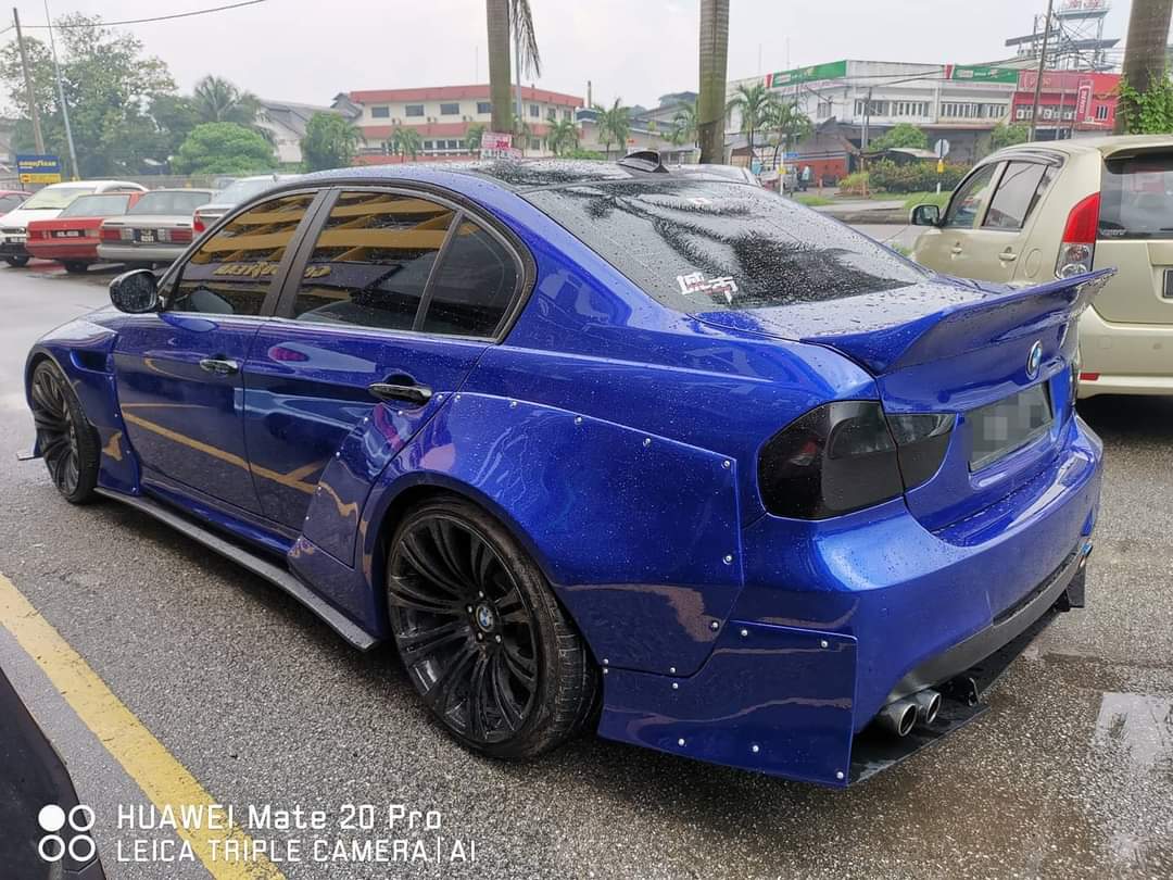 BMW E90 M3-Style Widebody