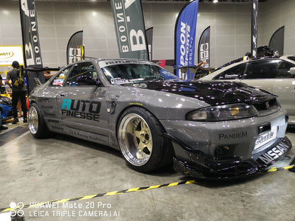 R33 B.A.R-Style Widebodykit