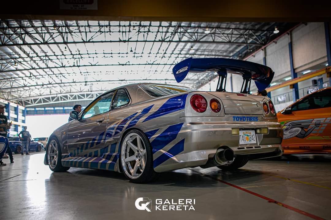 Skyline R34 C-west-Style Bodykit