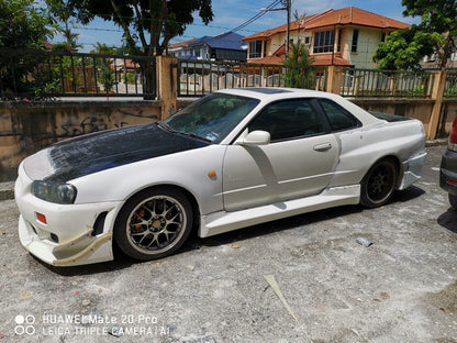 Skyline R34 C-west-Style Bodykit